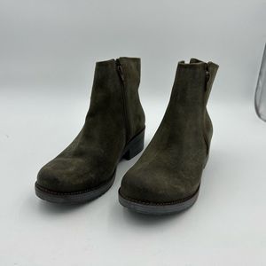 NWT!! NAOT Women's Wander Boot, Sz 9-9.5 US (40 EU), Brushed Olive Suede